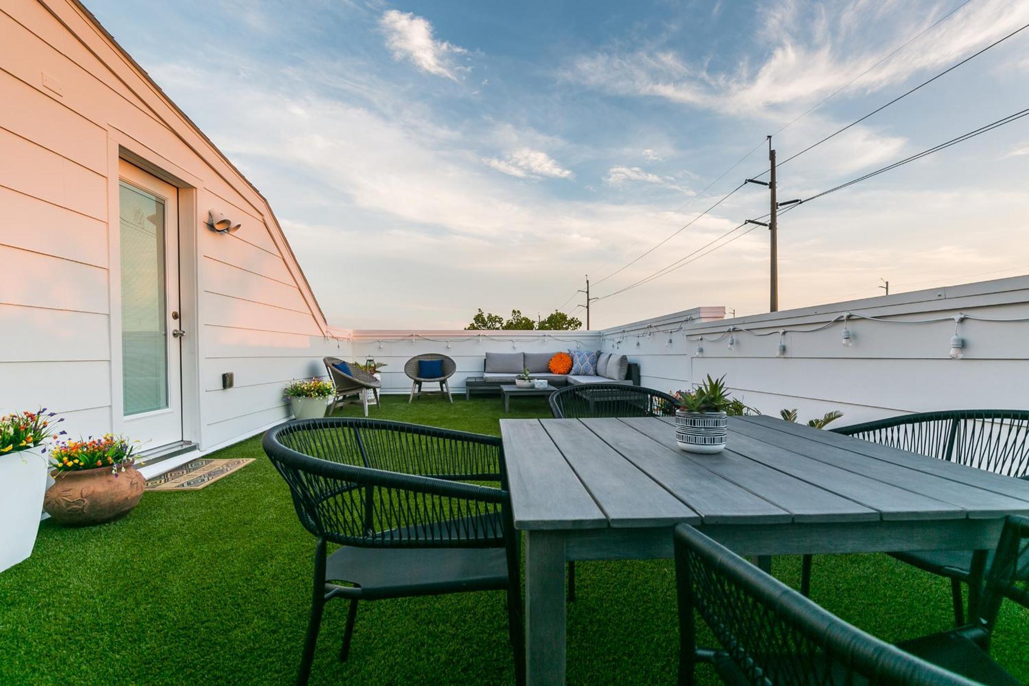 Montrose Guesthouse Suites By Dunyha Houston Dış mekan fotoğraf