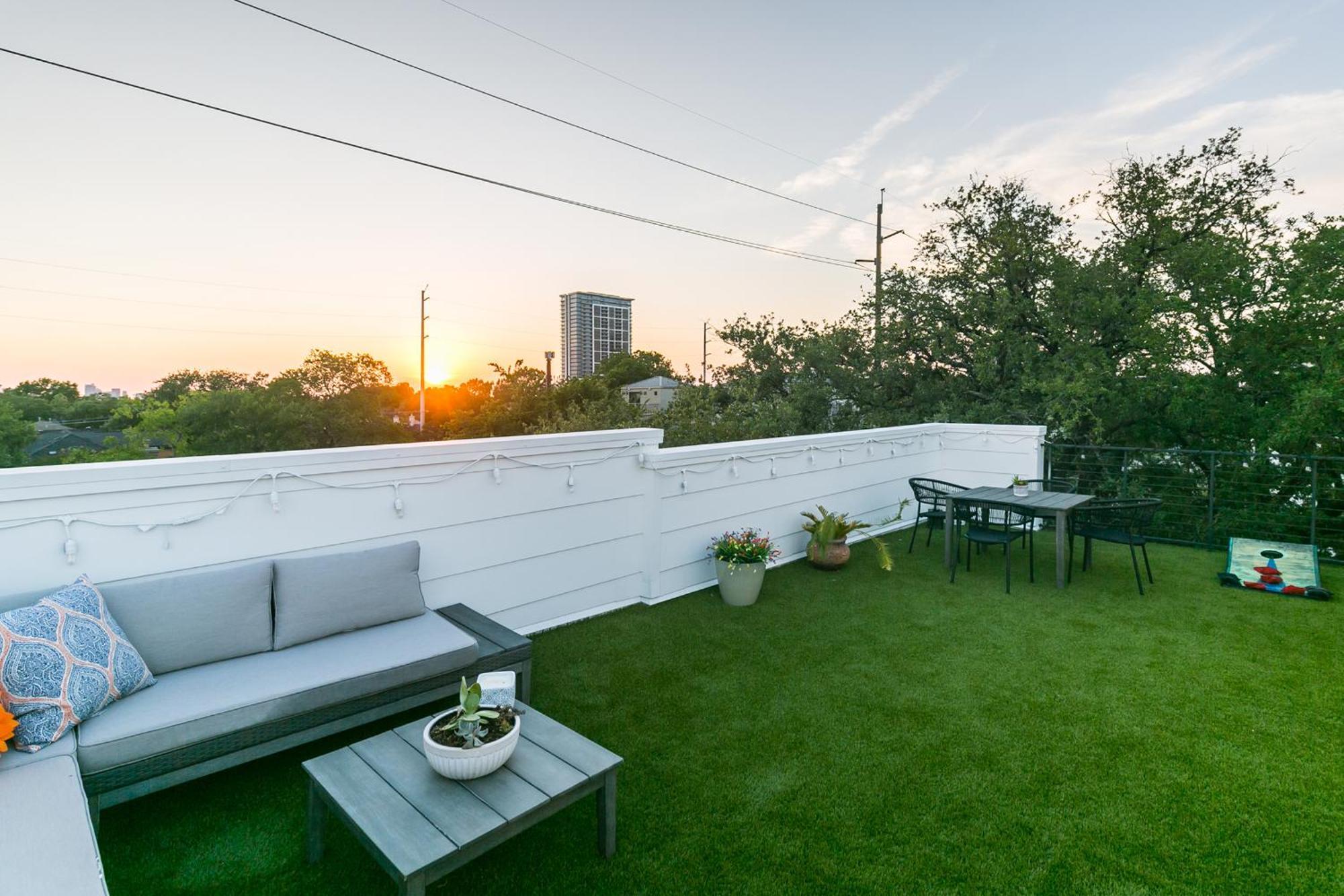 Montrose Guesthouse Suites By Dunyha Houston Dış mekan fotoğraf