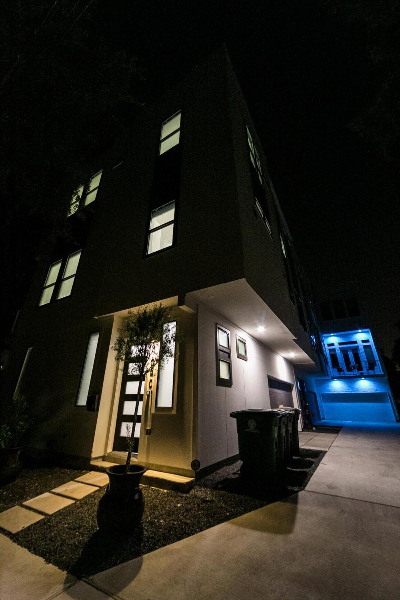 Montrose Guesthouse Suites By Dunyha Houston Dış mekan fotoğraf